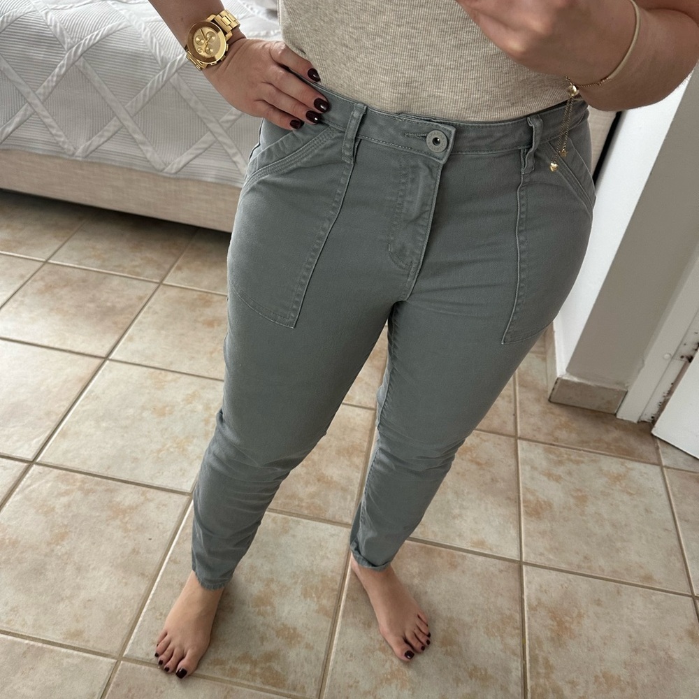 Banana Republic Skinny Pants | Size 6 | Soft Gray | Modern Casual Fit